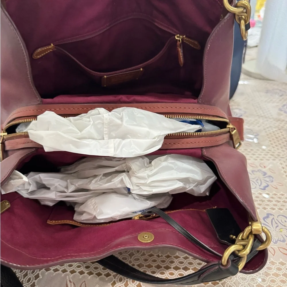 Great condition coach signature bag - Picture 3 of 3